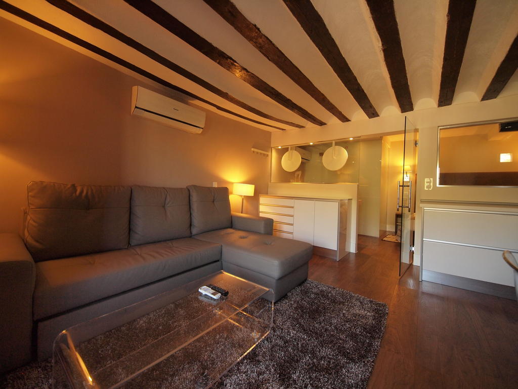 Los Ojos de la Mora Apartamentos Boutique Cuenca  Habitación foto